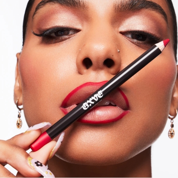 🌺 GXVE Lip Liner Scarlett Red Anaheim Line Red Lip Liner - Picture 2 of 6